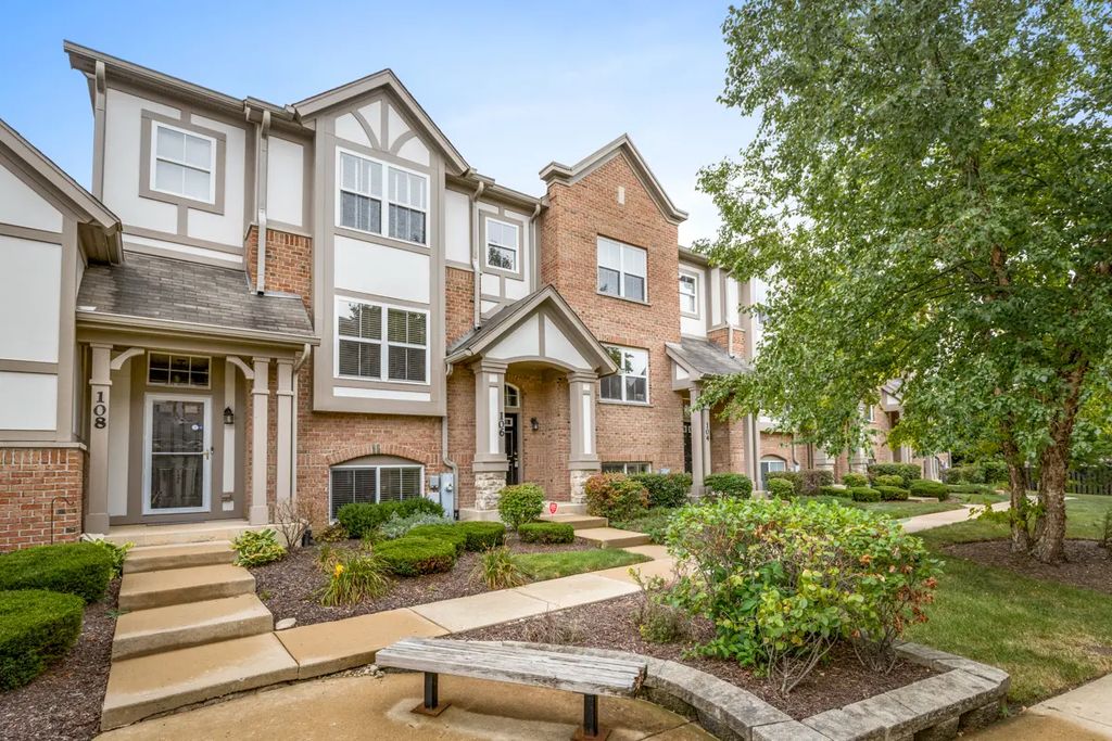 106 Rosehall Drive, Lake Zurich