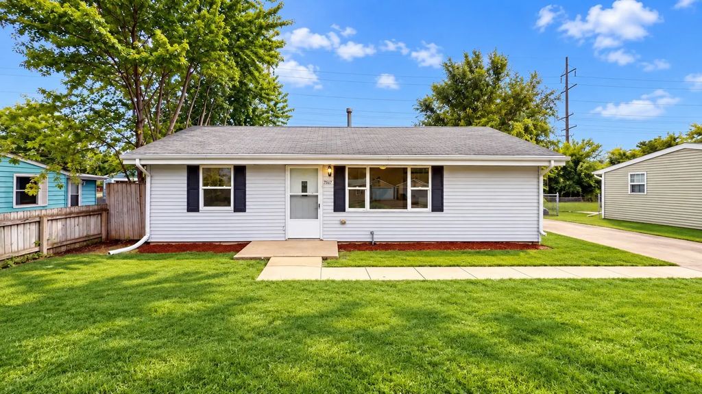 7517 Mildred Road, Machesney Park