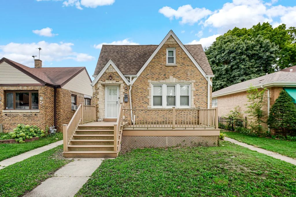 12151 Greenwood Avenue, Blue Island