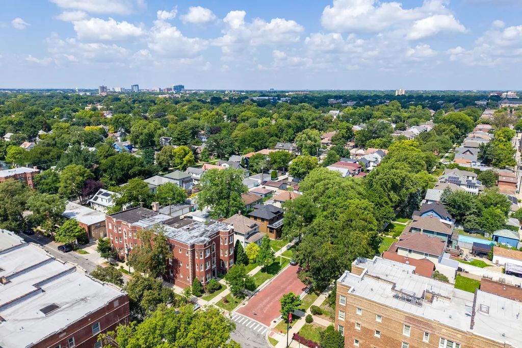 845 S Humphrey Avenue 1, Oak Park, 60304