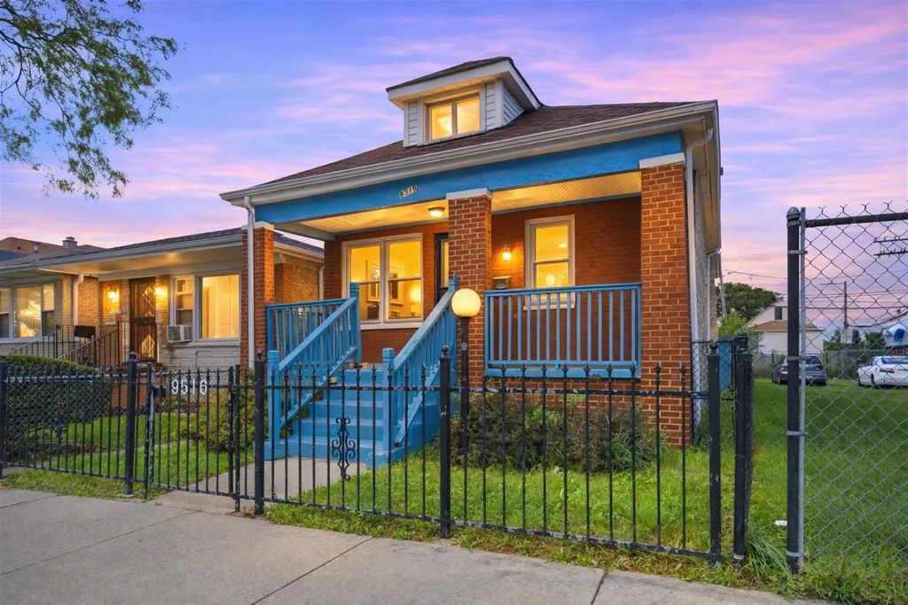 9516 S Yale Avenue, Chicago, 60628
