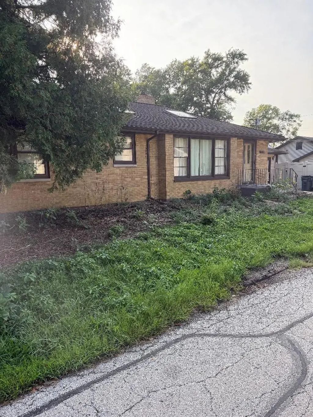 19536 Division Street, Mokena