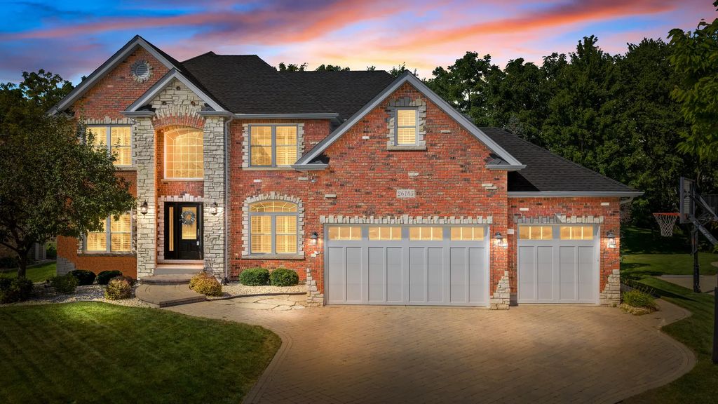 26105 Whispering Woods Circle, Plainfield