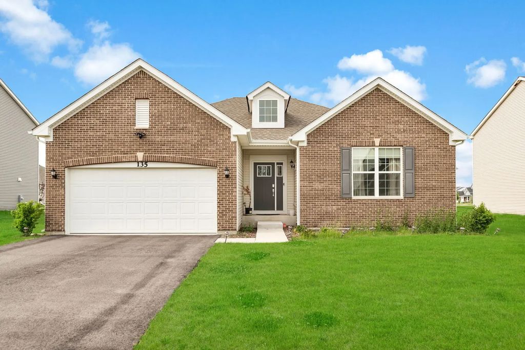 135 S Devoe Drive, Oswego