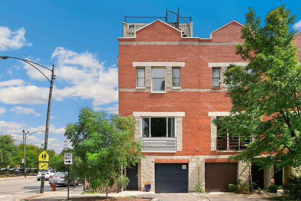 471 N Armour Street, Chicago