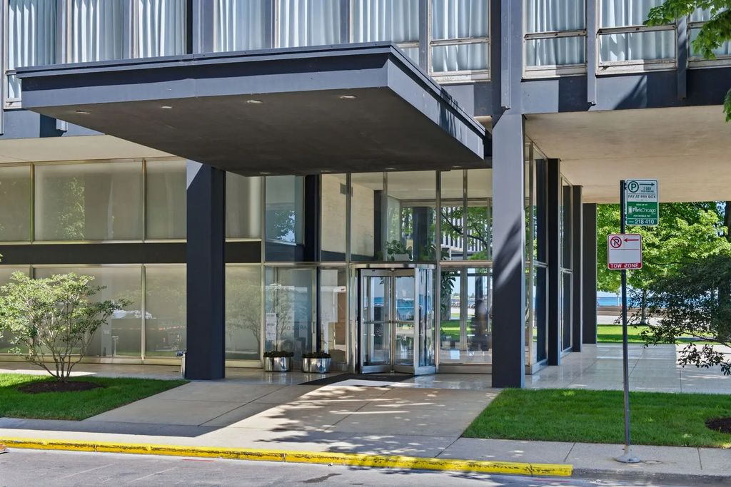 860 N Lake Shore Drive 13l, Chicago