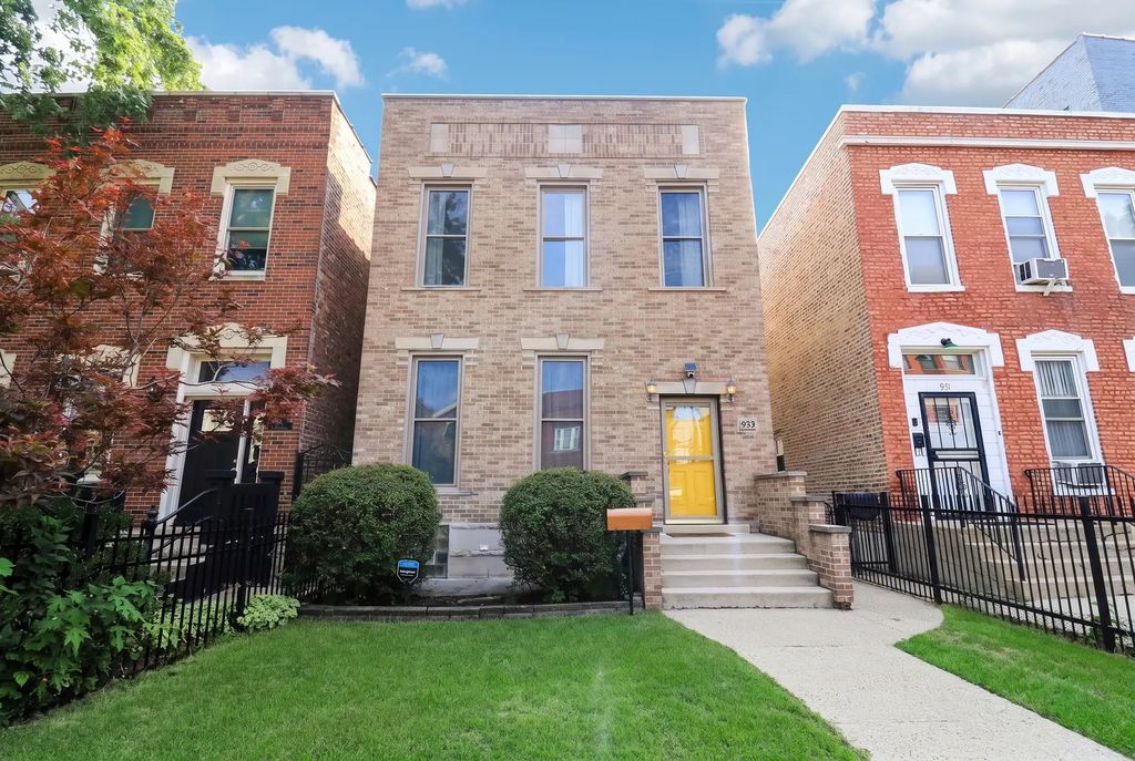 929 S Bell Avenue, Chicago, 60612