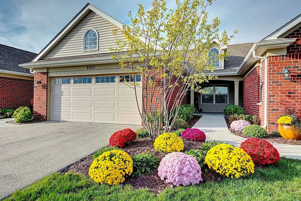 4109 Pond Willow Court, Naperville