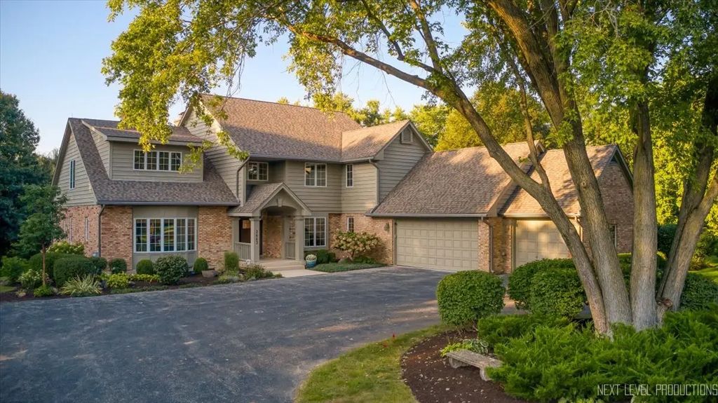 3663 Wolf Road, Oswego