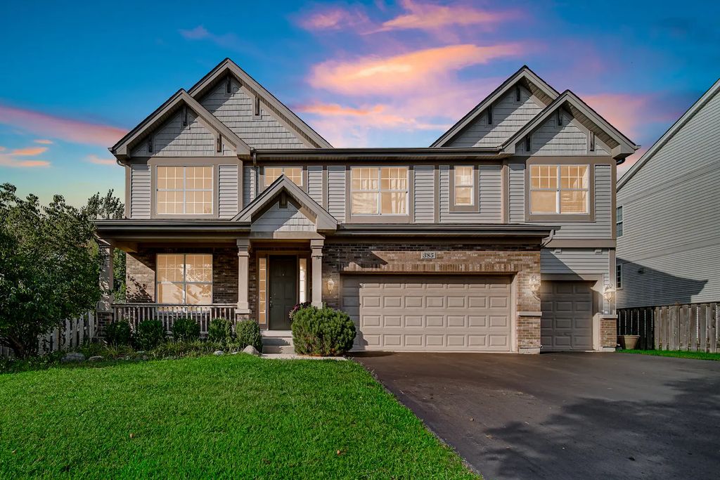385 Post Oak Circle, West Chicago