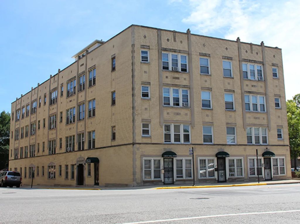 7542 Adams Street 207, Forest Park