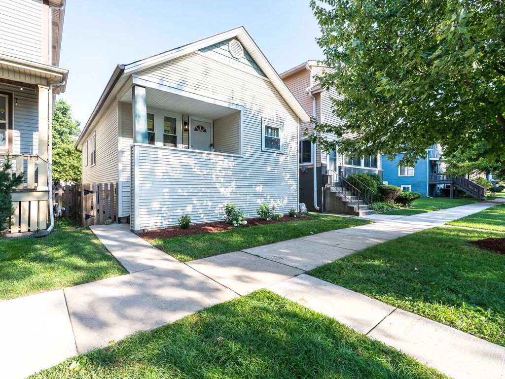 1420 Marengo Avenue, Forest Park