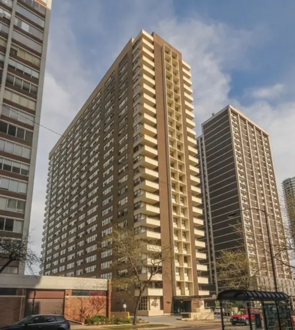 6157 N Sheridan Road 5e, Chicago