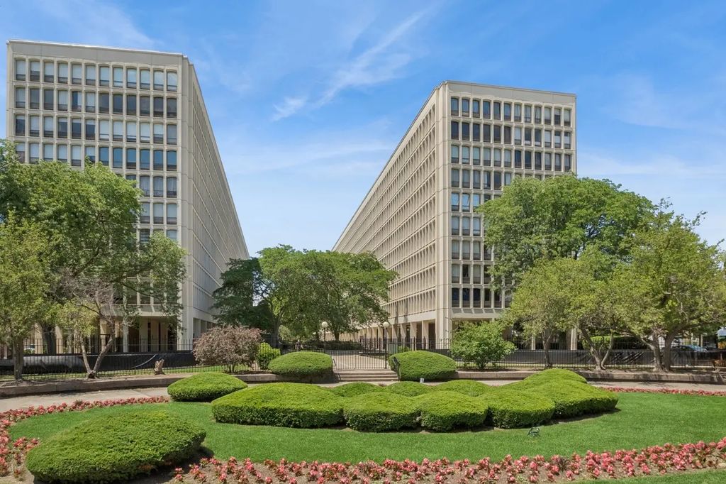 1451 E 55th Street 225n, Chicago
