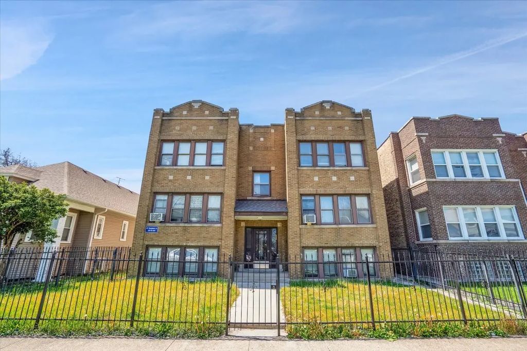 734 N Long Avenue 734-1, Chicago
