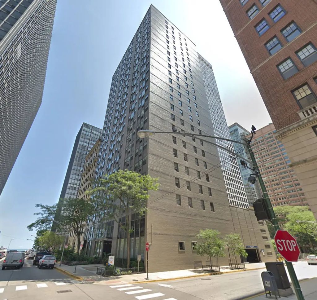 253 E Delaware Place 20b, Chicago