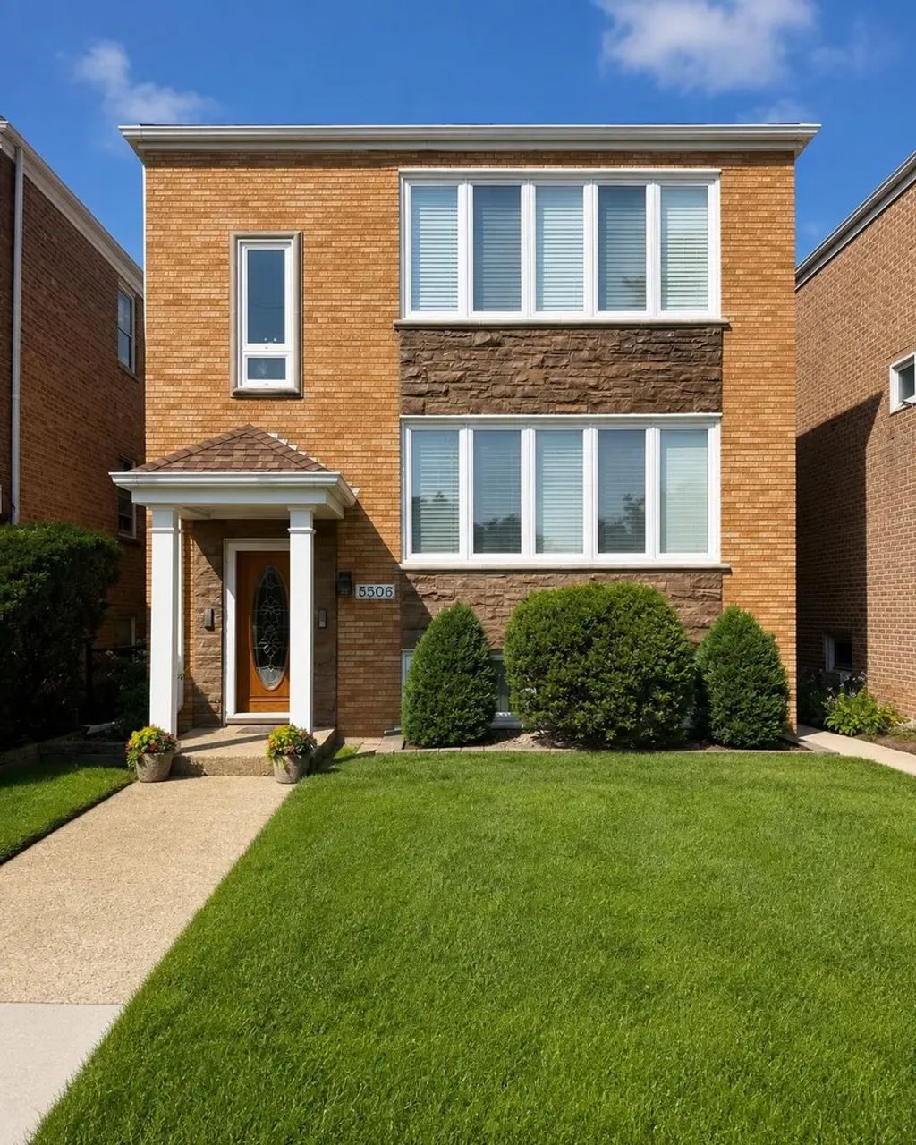 5506 N Central Avenue, Chicago