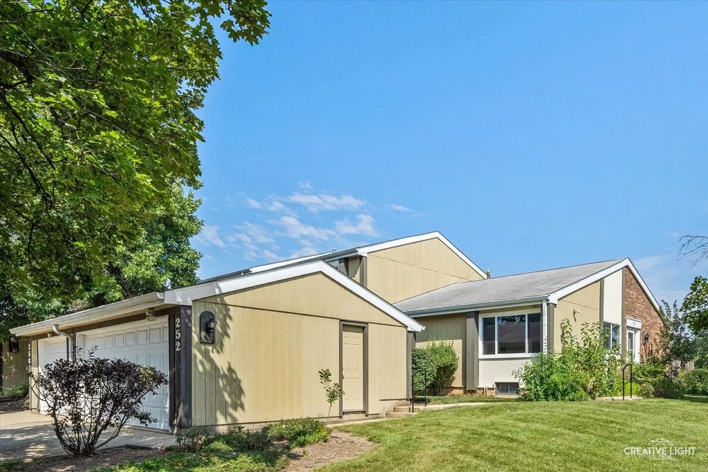 252 Pueblo Drive, Bolingbrook, 60440