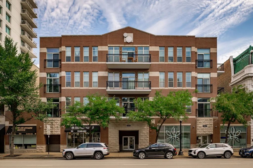 1919 S Michigan Avenue 403, Chicago, 60616