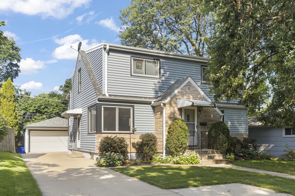 4038 Highland Avenue, Downers Grove