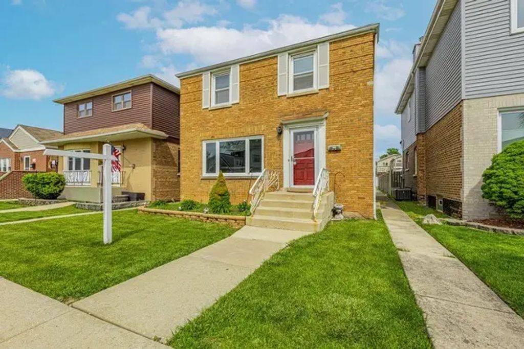 5227 S Neenah Avenue, Chicago