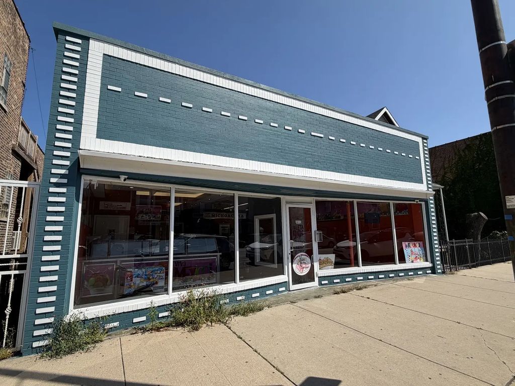 10111 S Ewing Avenue, Chicago, 60617