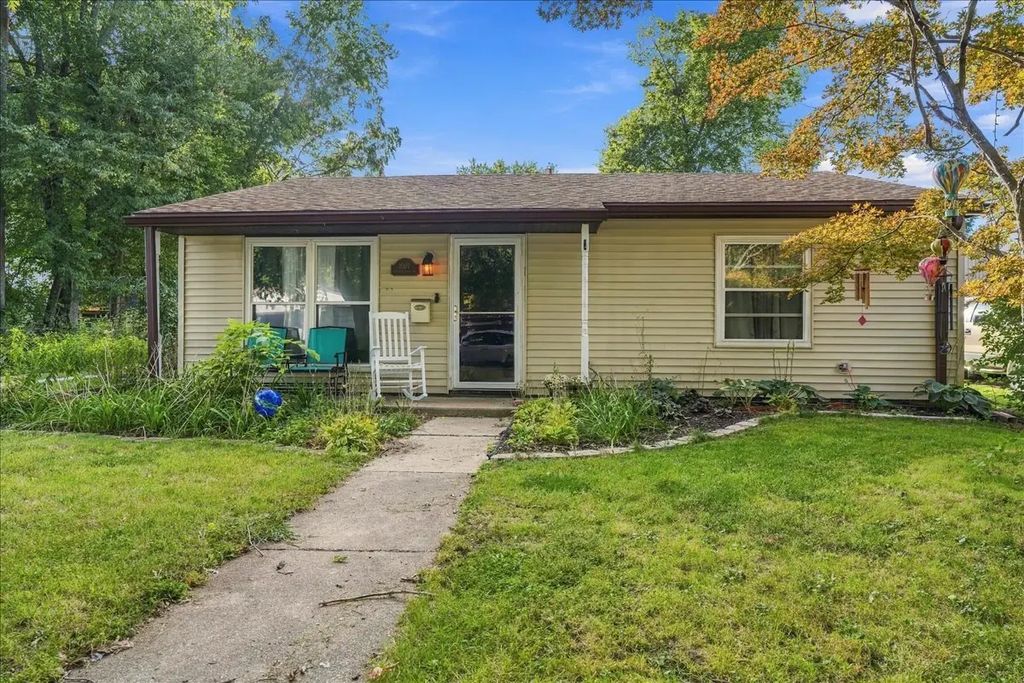 1007 S Livingston Street, Bloomington