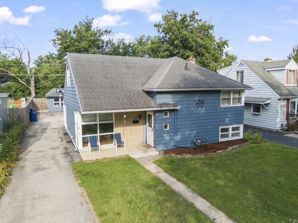 834 S Michigan Avenue, Villa Park