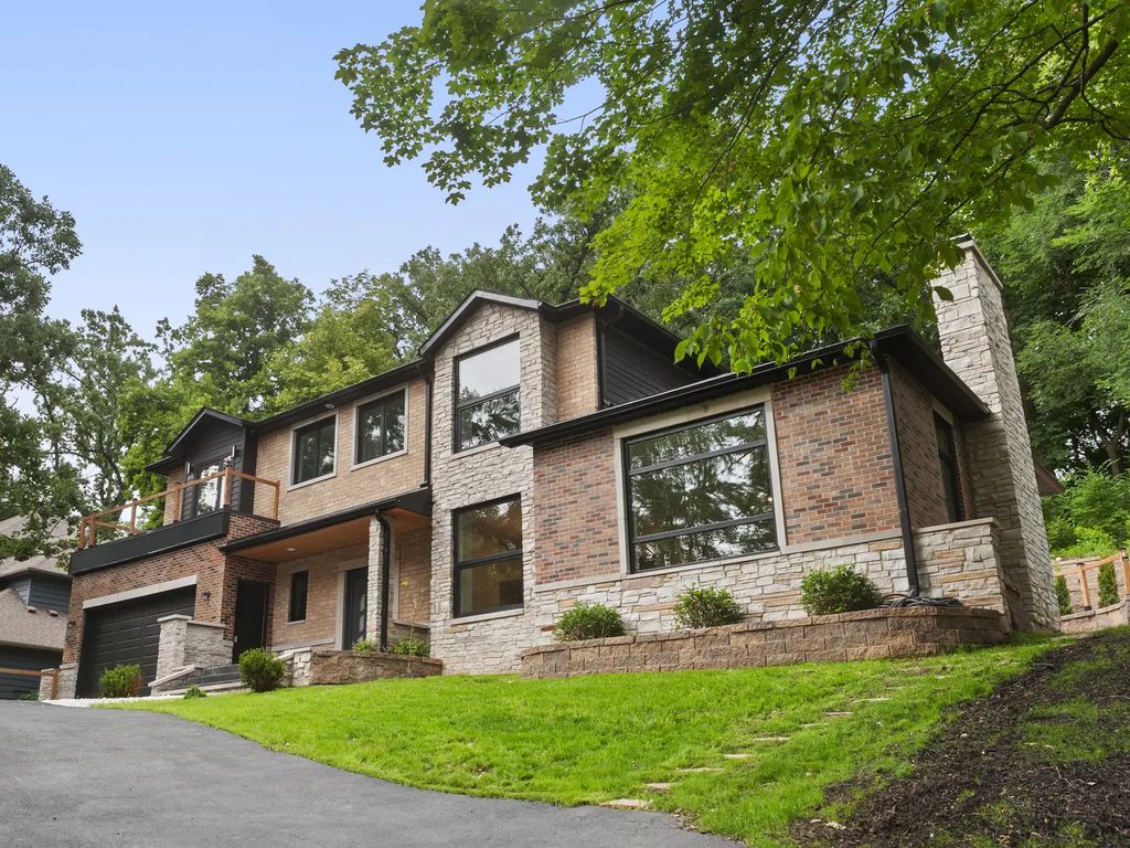 615 Harper Drive, Algonquin