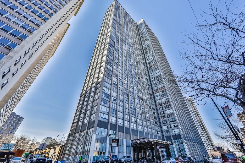 655 W Irving Park Road 3810, Chicago