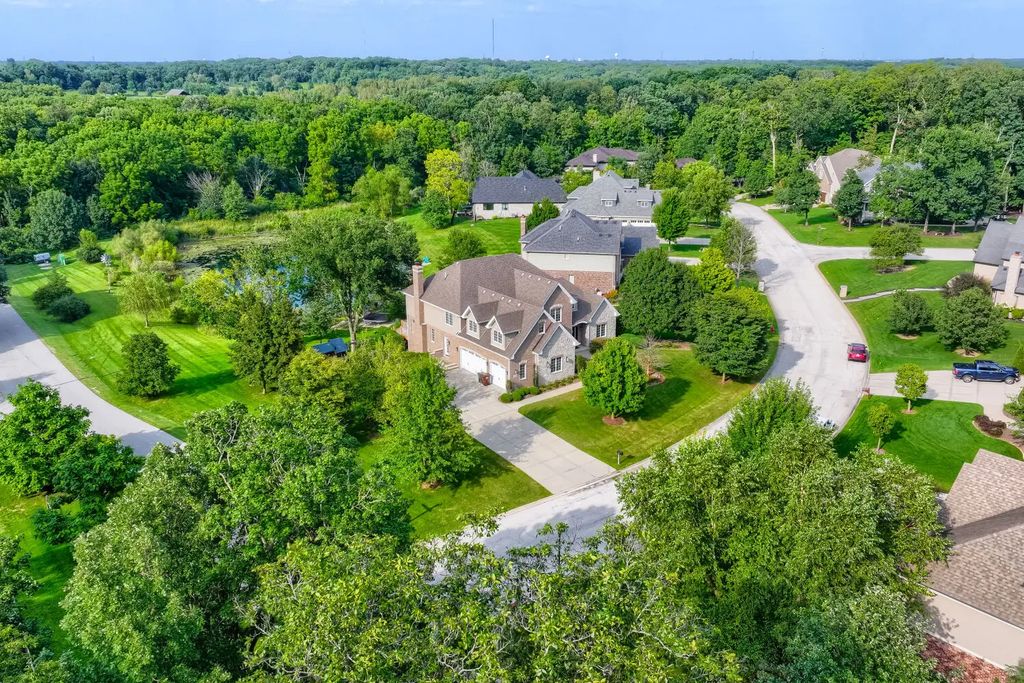 10594 Charmaine Drive, Frankfort