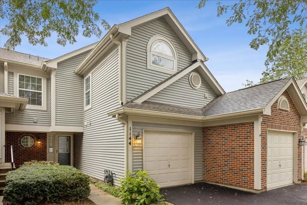 1144 Stillwater Road, Elgin, 60120