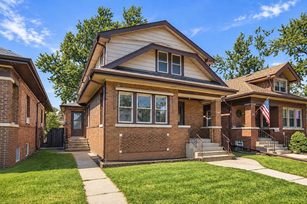 12604 Elm Street, Blue Island
