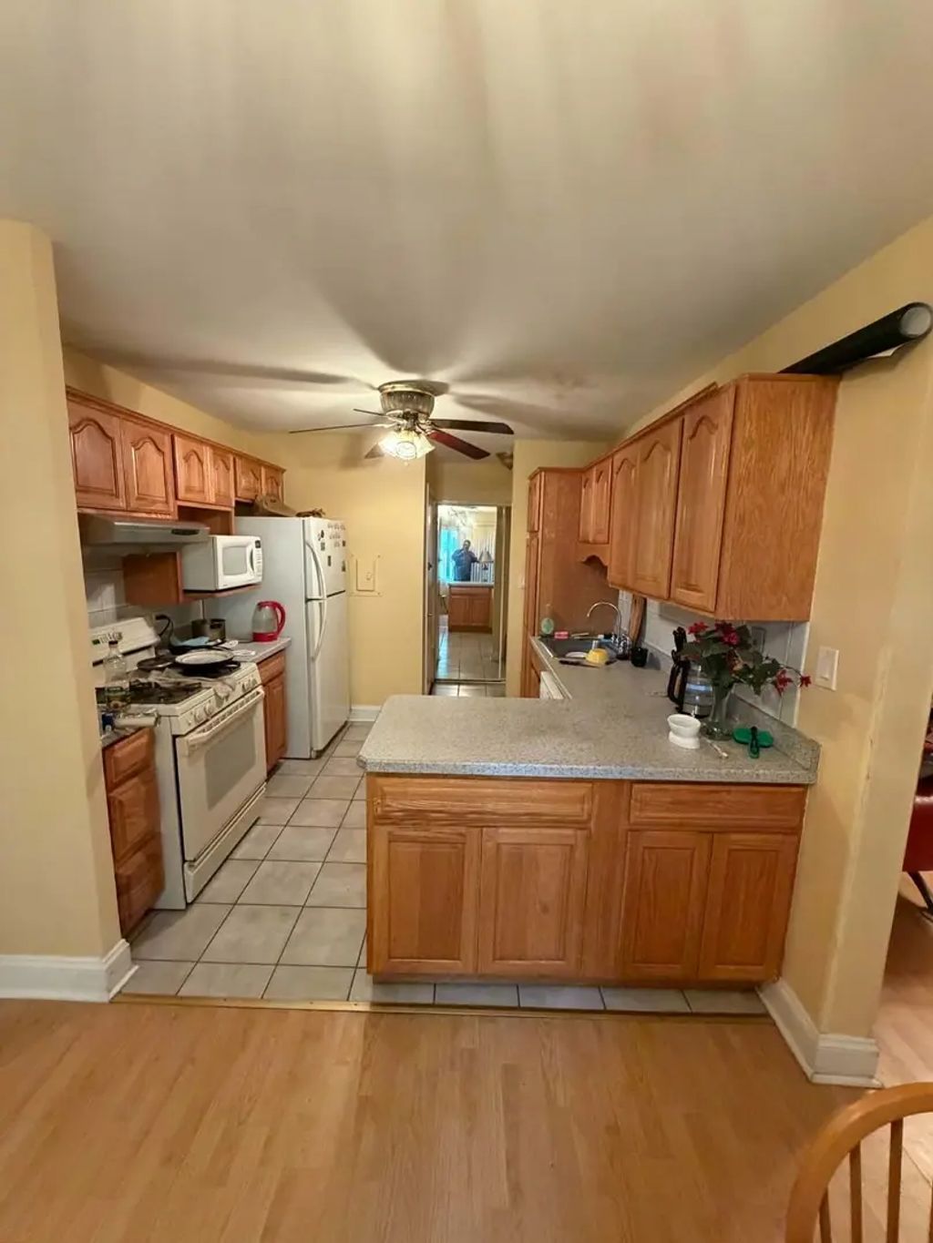916 E Old Willow Rd Road 102, Prospect Heights