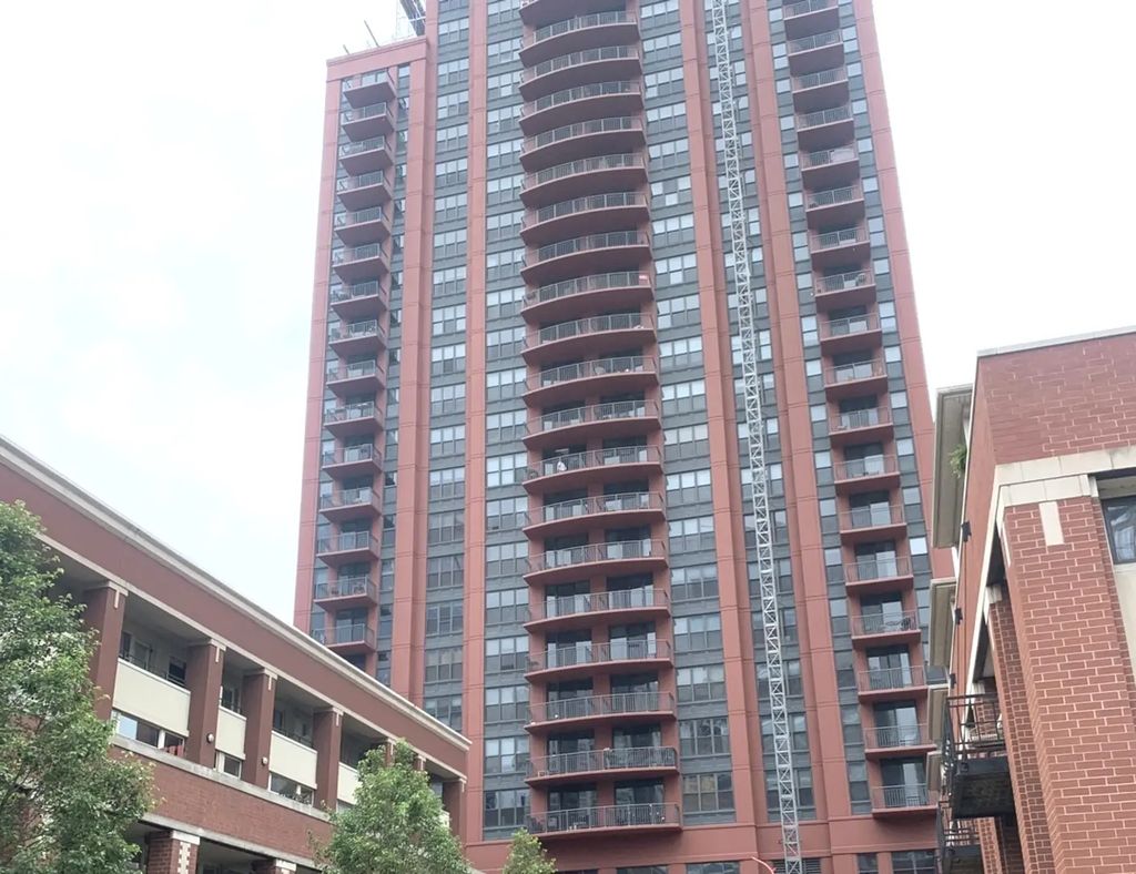 330 N Jefferson Street 2203, Chicago, 60661