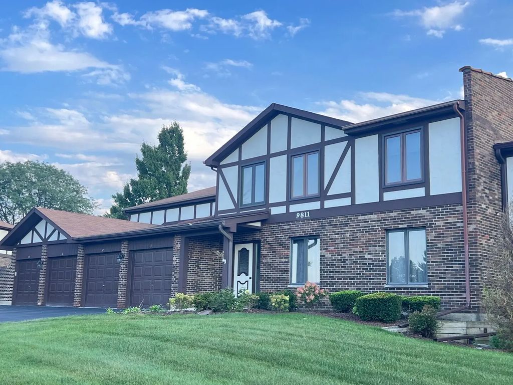 9811 W Creek Road E2, Palos Park, 60464