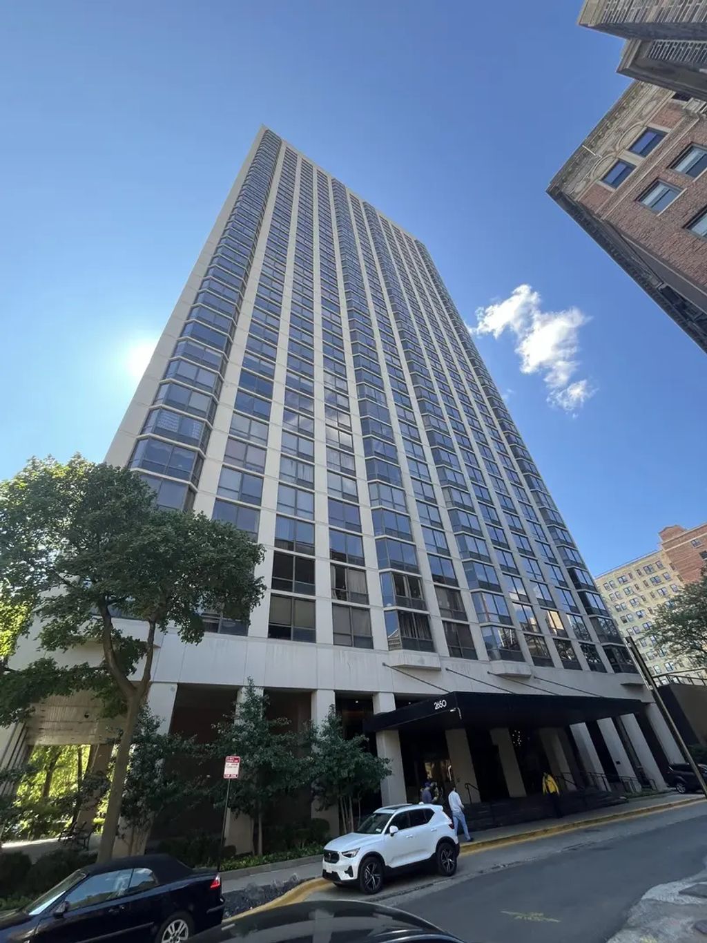 2650 N Lakeview Avenue 1507, Chicago