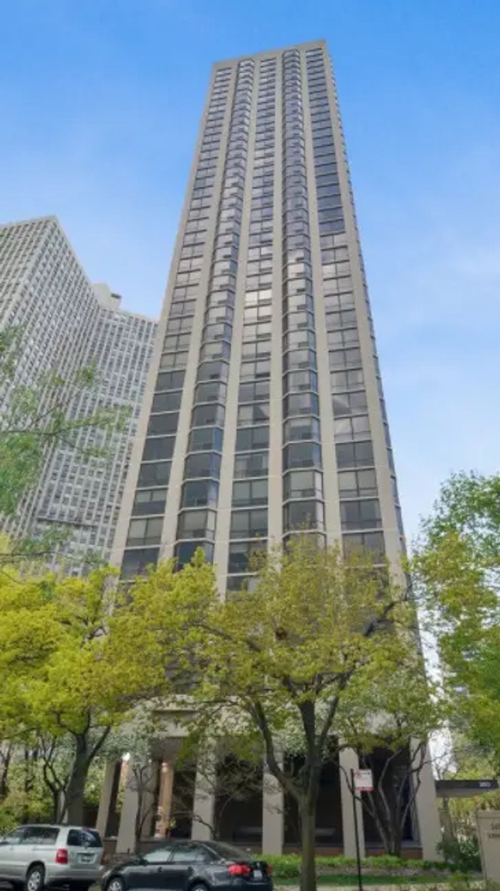 2650 N Lakeview Avenue 1507, Chicago, 60614
