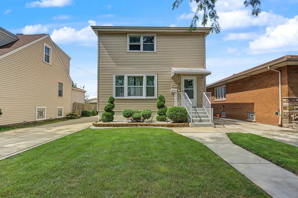 13148 S Escanaba Avenue, Chicago, 60633