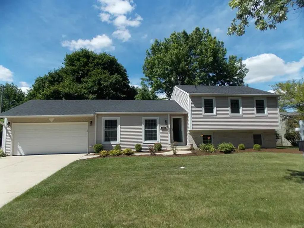 209 Cedarbrook Road, Naperville