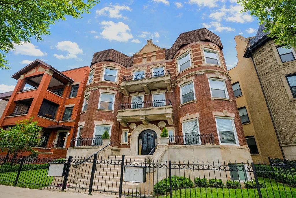 4518 S King Drive 2a, Chicago, 60653