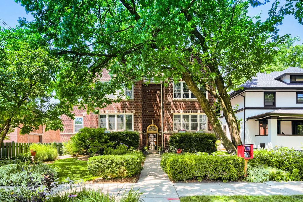 433 S East Avenue 2s, Oak Park, 60302