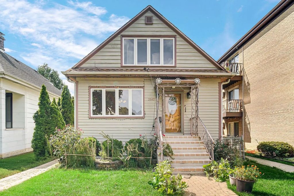 2642 N 72nd Court, Elmwood Park