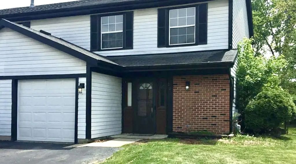 229 Juniper Drive 229, Bolingbrook