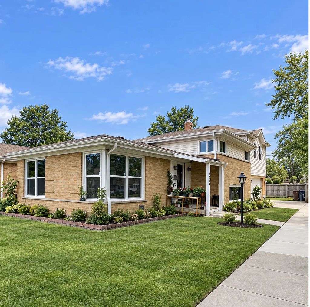 9206 Kostner Avenue, Skokie