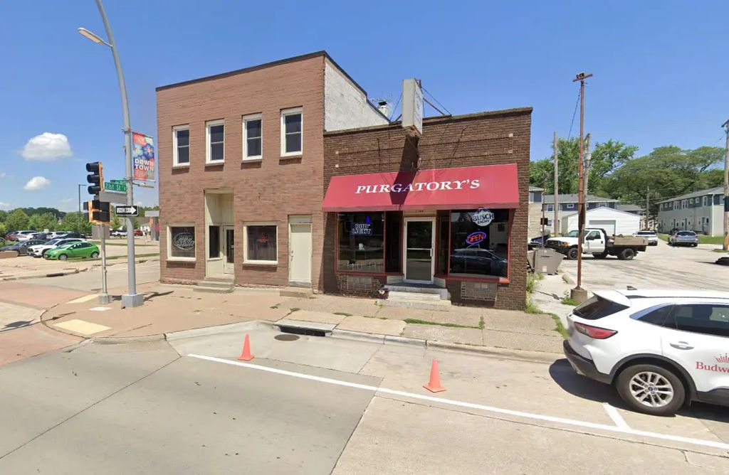 2104 State Street, Bettendorf