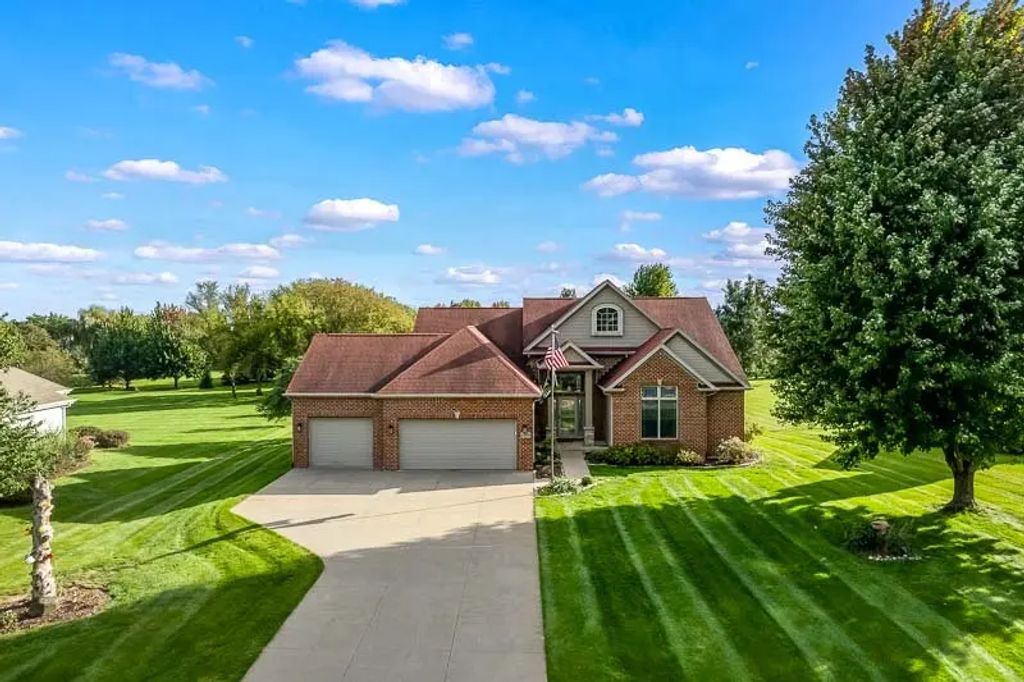 3369 Prairie Road, Belvidere