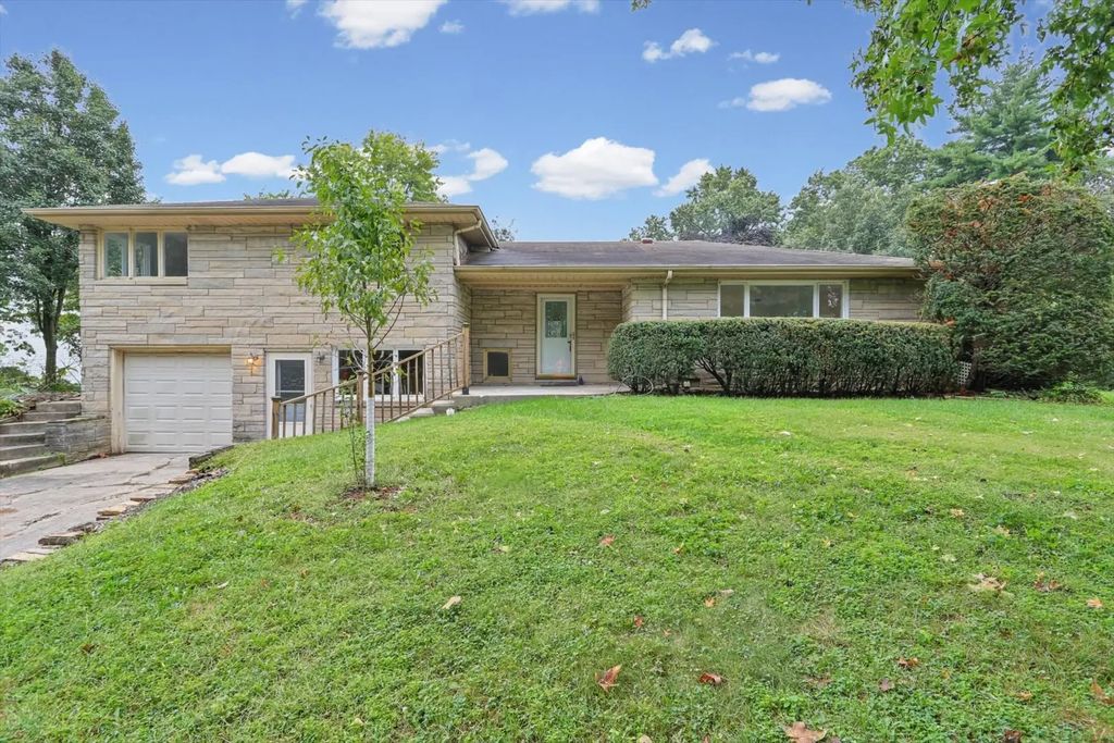 1708 Park Haven Drive, Champaign
