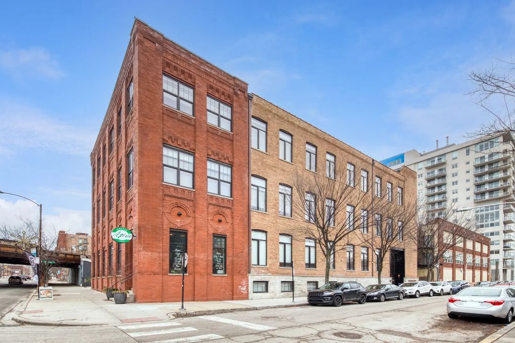 729 N Sangamon Street 303, Chicago, 60642