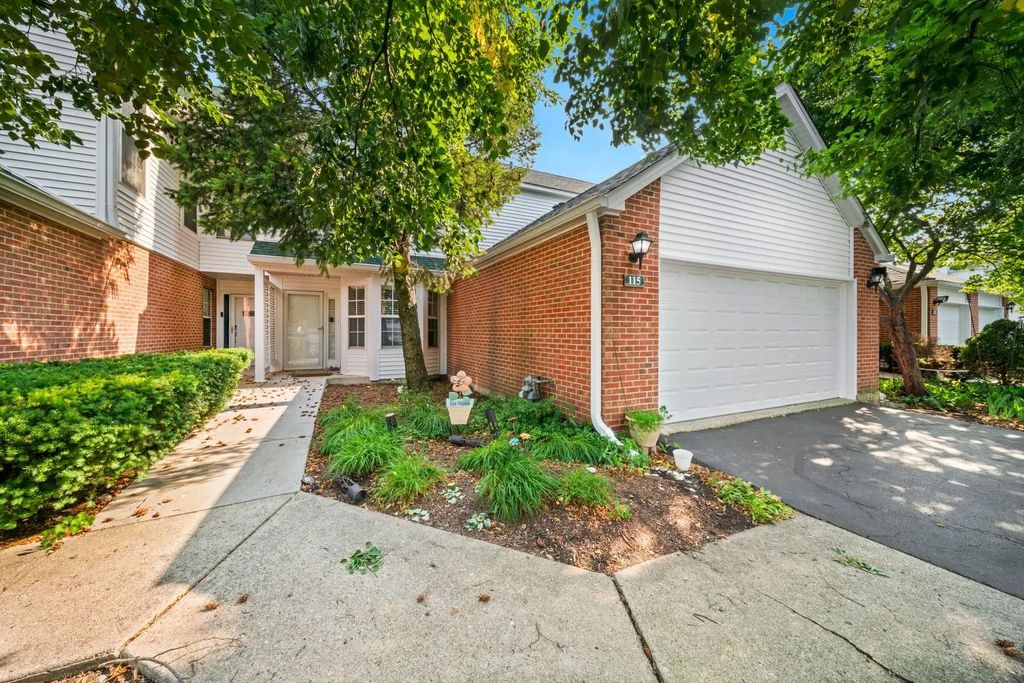 115 Hemstead Street, Lake Bluff, 60044
